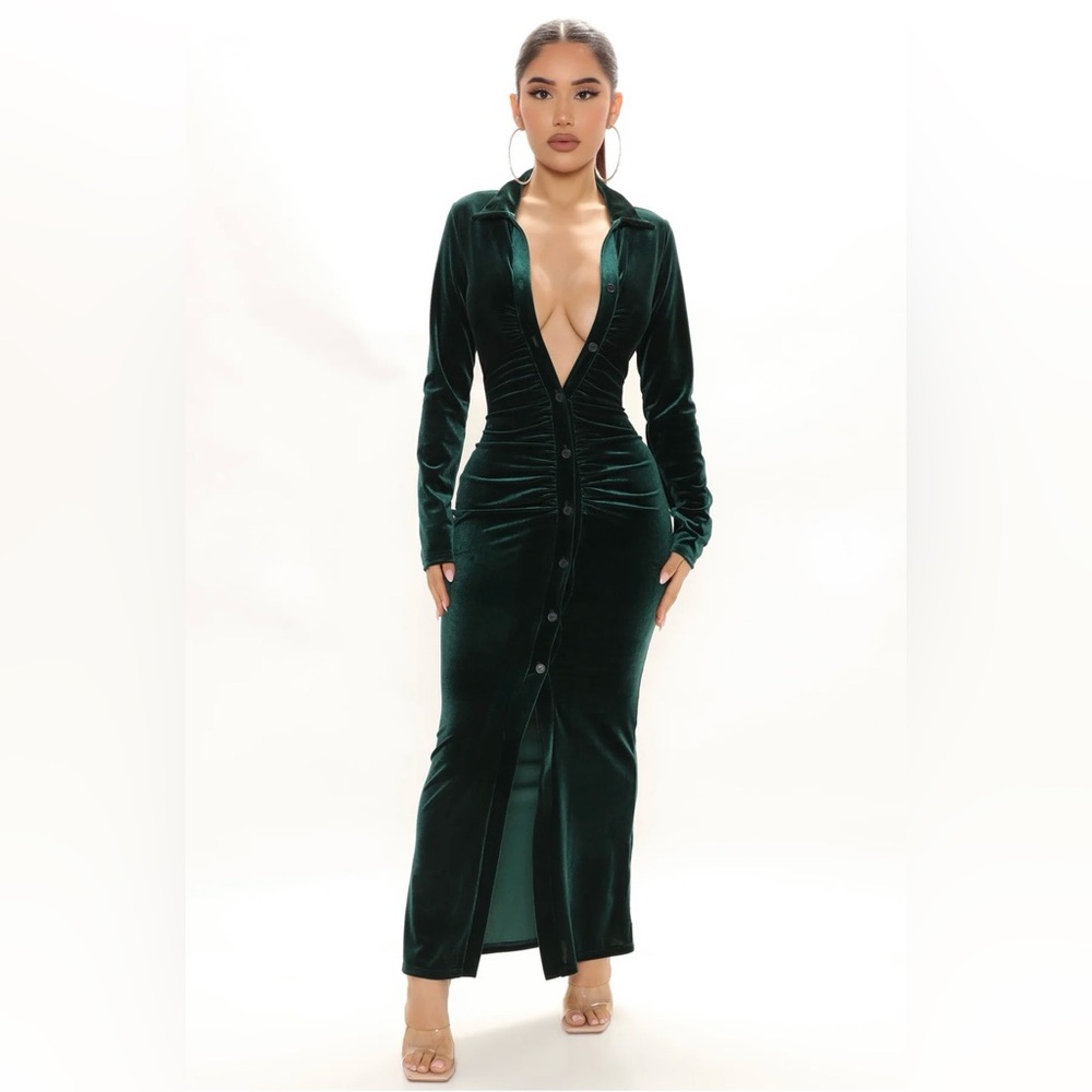 Fashion Nova Deep Green Velvet Long Sleeve Dress